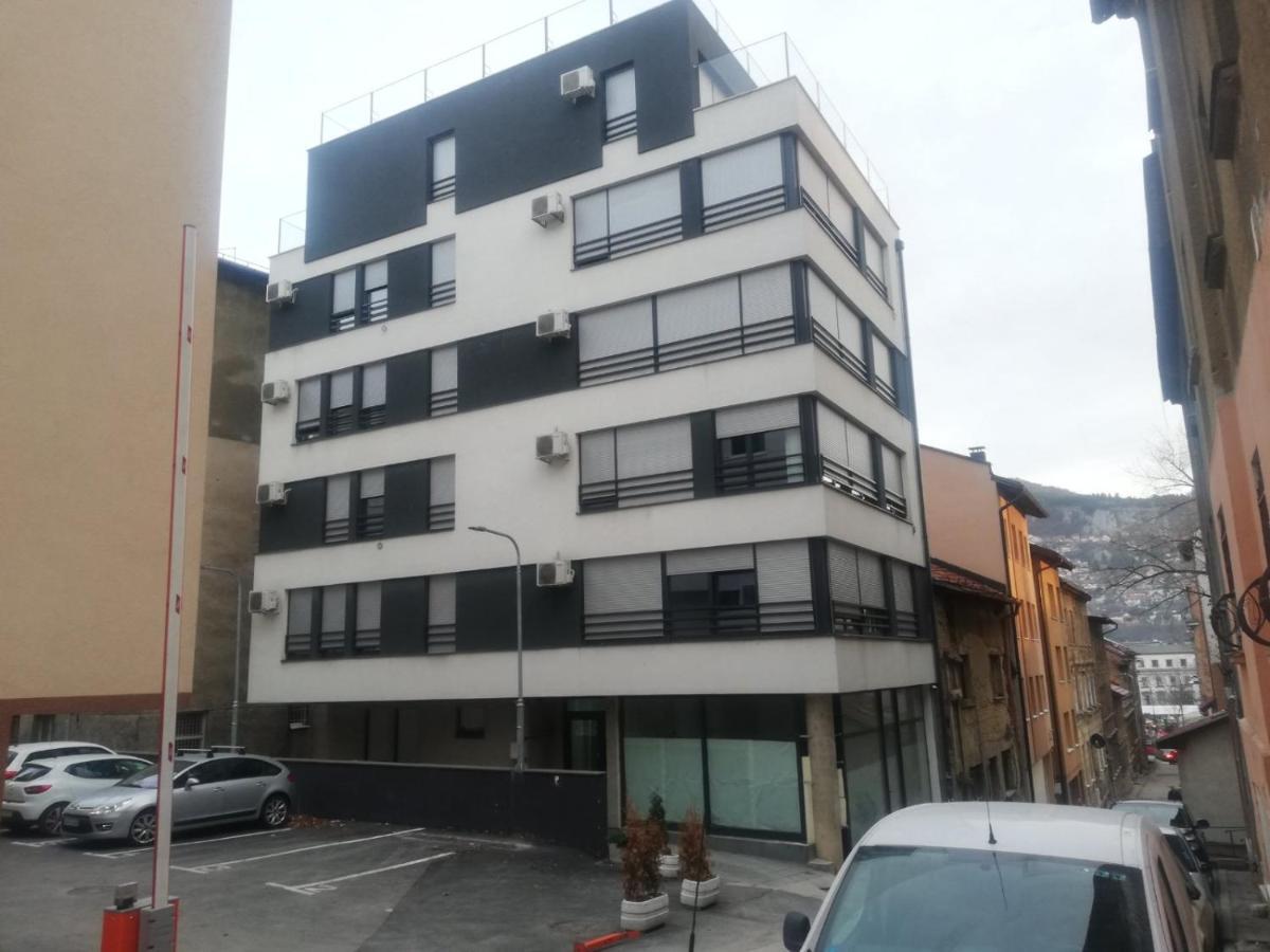 Apartments Leon ซาราเยโว ภายนอก รูปภาพ